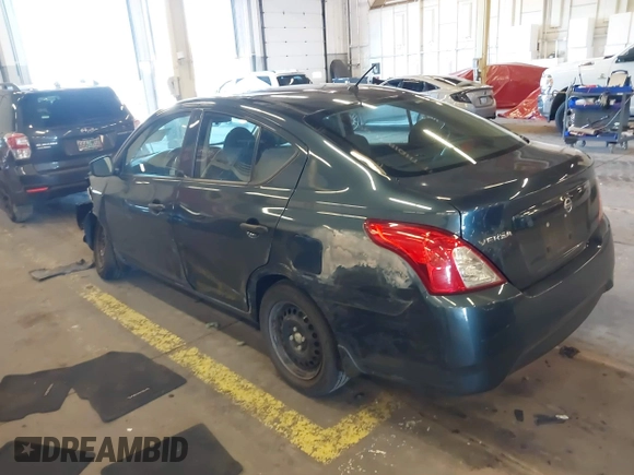 2016 Nissan Versa SV with VIN 3N1CN7APXGL886346, listed as a IAAI auction lot 41543879 with 141,870 mi miles. Bid and sale history available at carsss.com. Image 3.