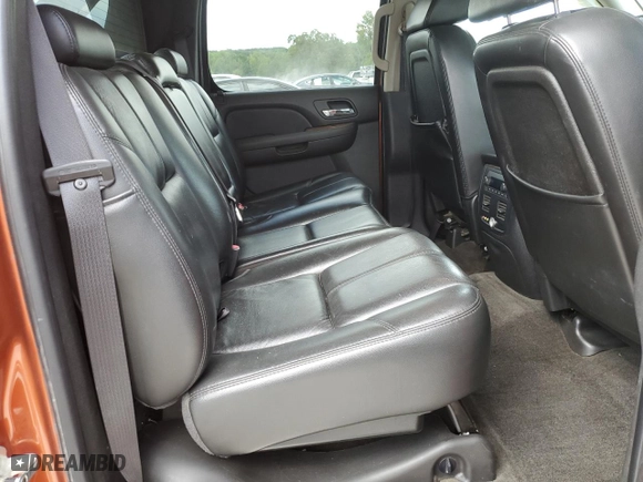 2007 Chevrolet Avalanche LT w/3LT with VIN 3GNFK12367G261924, listed as a Copart auction lot 72162084 with 312,768 mi miles and Salvage Title. Bid and sale history available at carsss.com. Image 10.