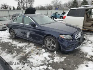 2020 Mercedes-Benz E-Class E 450 with VIN WDDZF6JB2LA747287, listed as a Copart auction lot 82967794 with 30,340 mi miles and Salvage Title. Bid and sale history available at carsss.com. Image 4.