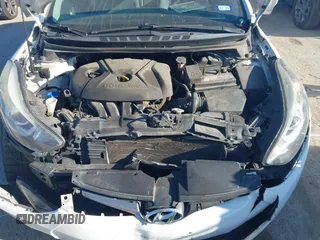 2015 Hyundai Elantra SE z VIN 5NPDH4AE9FH615055, wystawiony jako IAAI lot #41764627 z przebiegiem 143 708 mil mil oraz . Historia ofert i sprzedaży dostępna na DreamBid. Obrazek 10.