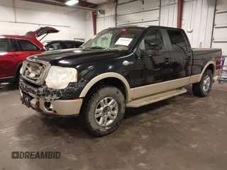 2007 Ford F-150 XLT с VIN 1FTPW14V77KB64367, выставлен на аукционе IAAI как лот 42516254 с пробегом 258 623 миль миль и . История ставок и продаж доступна на DreamBid. Изображение 2.