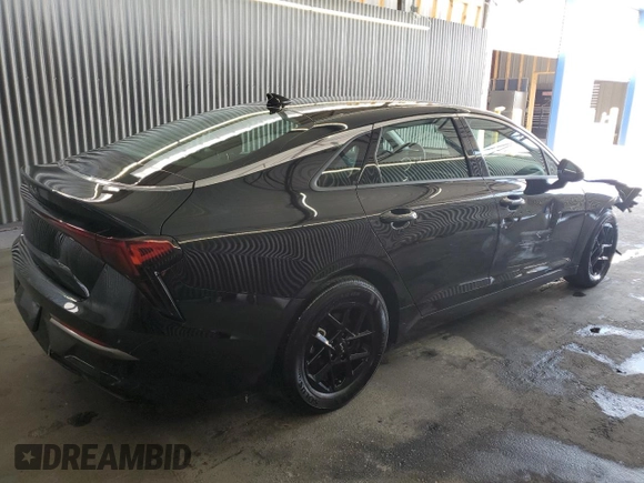 2025 Kia K5 LXS z VIN KNAG24J72S5301593, wystawiony jako Copart lot #58934805 z przebiegiem 19 649 mil mil oraz Czysty tytuł • Clean title. Historia ofert i sprzedaży dostępna na DreamBid. Obrazek 3.