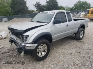2002 Toyota Tacoma z VIN 5TEWN72N12Z143443, wystawiony jako Copart lot #56048795 z przebiegiem 240 316 mil mil oraz Szkoda całkowita • Salvage title. Historia ofert i sprzedaży dostępna na DreamBid. Obrazek 1.