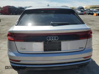 2019 Audi Q8 Premium Plus z VIN WA1EVAF13KD021055, wystawiony jako Copart lot #51812235 z przebiegiem 96 502 mil mil oraz Czysty tytuł • Clean title. Historia ofert i sprzedaży dostępna na DreamBid. Obrazek 6.
