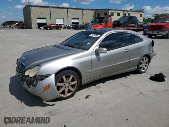 2003 Mercedes-Benz C z VIN WDBRN64J13A507887, wystawiony jako Copart lot #71978414 z przebiegiem Nie podano mil oraz Szkoda całkowita • Salvage title. Historia ofert i sprzedaży dostępna na DreamBid. Obrazek 1.