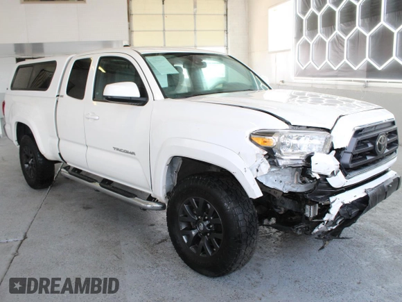 2021 Toyota Tacoma SR z VIN 3TYSZ5AN0MT009231, wystawiony jako Copart lot #59748295 z przebiegiem 37 912 mil mil oraz Szkoda całkowita • Salvage title. Historia ofert i sprzedaży dostępna na DreamBid. Obrazek 1.