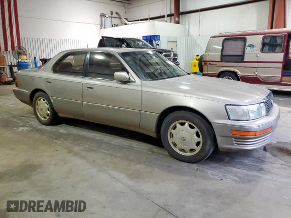 1993 Lexus LS z VIN JT8UF11E0P0162428, wystawiony jako Copart lot #60914765 z przebiegiem 151 801 mil mil oraz Czysty tytuł • Clean title. Historia ofert i sprzedaży dostępna na DreamBid. Obrazek 4.
