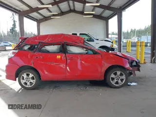 2006 Toyota Matrix STD z VIN 2T1LR30E96C557097, wystawiony jako IAAI lot #41708591 z przebiegiem Nie podano mil oraz . Historia ofert i sprzedaży dostępna na DreamBid. Obrazek 12.
