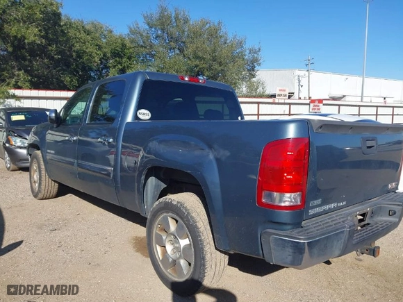 2011 GMC Sierra 1500 SLE with VIN 3GTP1VE07BG118014, listed as a IAAI auction lot 41224998 with 244,932 mi miles. Bid and sale history available at carsss.com. Image 3.