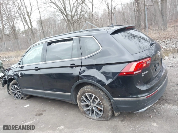 2020 Volkswagen Tiguan SE with VIN 3VV2B7AXXLM006852, listed as a IAAI auction lot 41847653 with 87,123 mi miles. Bid and sale history available at carsss.com. Image 14.