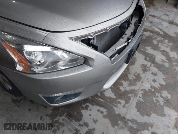 2013 Nissan Altima S with VIN 1N4AL3APXDC210446, listed as a IAAI auction lot 41973949 with 258,640 mi miles and . Bid and sale history available at DreamBid. Image 14.