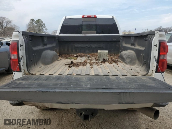 2015 GMC Sierra 2500HD available WiFi Denali with VIN 1GT120E80FF587884, listed as a Copart auction lot 47847815 with 0 mi miles and Salvage Title. Bid and sale history available at carsss.com. Image 10.