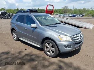 2010 Mercedes-Benz M 350 with VIN 4JGBB8GBXAA575061, listed as a IAAI auction lot 42212656 with 194,718 mi miles and . Bid and sale history available at DreamBid. Image 1.
