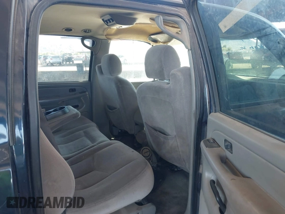 2004 GMC Yukon XL SLT with VIN 1GKEC16T94R194456, listed as a IAAI auction lot 41786559 with 1 mi miles. Bid and sale history available at carsss.com. Image 8.