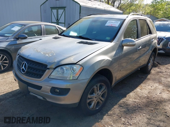 2006 Mercedes-Benz M 350 with VIN 4JGBB86E26A127156, listed as a IAAI auction lot 42062149 with 165,130 mi miles and . Bid and sale history available at DreamBid. Image 2.