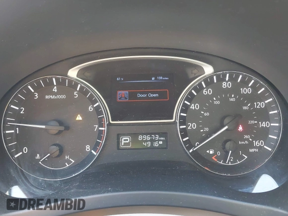 2015 Nissan Altima 2.5 SV with VIN 1N4AL3AP1FC171037, listed as a IAAI auction lot 42127356 with 89,673 mi miles. Bid and sale history available at carsss.com. Image 7.