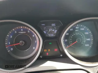 2014 Hyundai Elantra SE z VIN KMHDH4AE0EU066538, wystawiony jako Copart lot #54348995 z przebiegiem 117 038 mil mil oraz Szkoda całkowita • Salvage title. Historia ofert i sprzedaży dostępna na DreamBid. Obrazek 9.