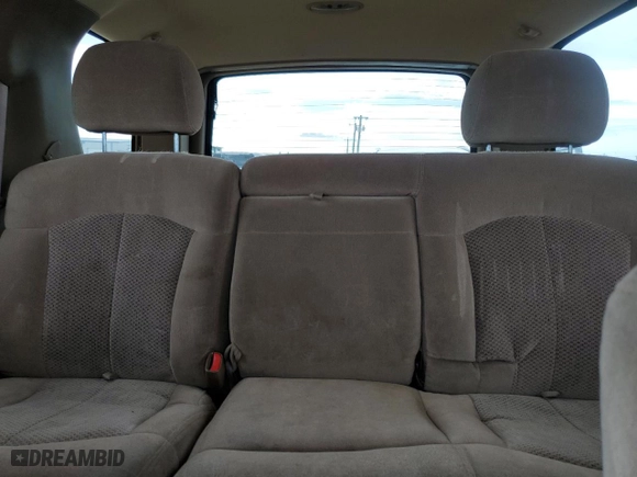 2000 Chevrolet New Tahoe LT with VIN 1GNEK13T7YJ142712, listed as a Copart auction lot 50588245 with 336,210 mi miles and Salvage Title. Bid and sale history available at carsss.com. Image 10.