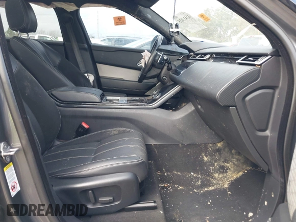 2018 Land Rover Range Rover Velar R-Dynamic SE z VIN SALYL2RX0JA758835, wystawiony jako IAAI lot #41417635 z przebiegiem 84 212 mil mil oraz . Historia ofert i sprzedaży dostępna na DreamBid. Obrazek 5.