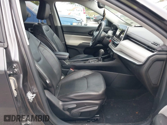 2022 Jeep Compass (RED) Edition with VIN 3C4NJDCB2NT145297, listed as a IAAI auction lot 40113566 with 40,689 mi miles and . Bid and sale history available at DreamBid. Image 5.
