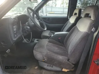 1996 GMC Jimmy SL with VIN 1GKDT13WXT2502347, listed as a Copart auction lot 74502444 with 253,735 mi miles and Salvage Title. Bid and sale history available at carsss.com. Image 7.