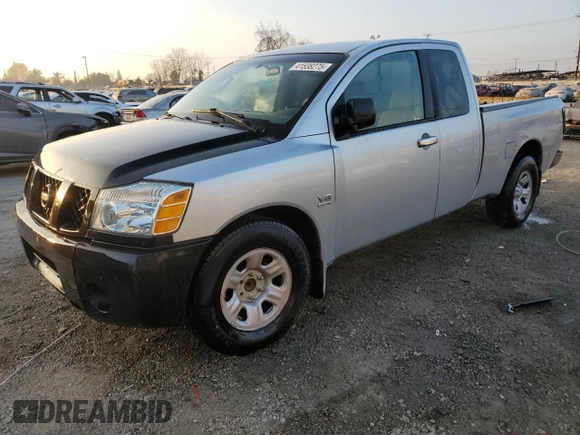 2004 Nissan Titan SE with VIN 1N6AA06A74N547323, listed as a Copart auction lot 41538275 with 220,407 mi miles and Clean Title. Bid and sale history available at carsss.com. Image 1.