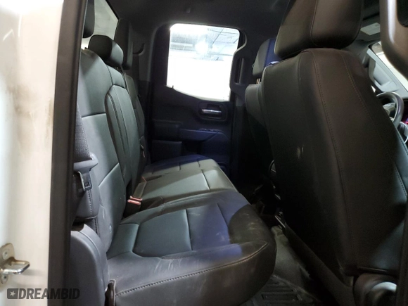 2019 Chevrolet Silverado 1500 Work Truck with VIN 1GCRYAEFXKZ329225, listed as a Copart auction lot 85710094 with 124,441 mi miles and Salvage Title. Bid and sale history available at carsss.com. Image 10.