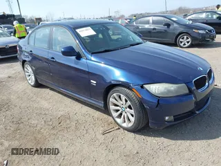2011 BMW 3 Series 328i xDrive z VIN WBAPK5C5XBA658349, wystawiony jako IAAI lot #41671813 z przebiegiem Nie podano mil oraz . Historia ofert i sprzedaży dostępna na DreamBid. Obrazek 1.