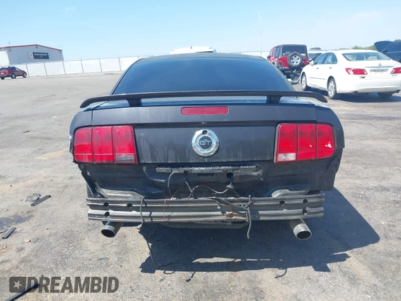 2007 Ford Mustang GT Deluxe with VIN 1ZVFT82H575237242, listed as a IAAI auction lot 42011930 with 223,858 mi miles. Bid and sale history available at carsss.com. Image 17.