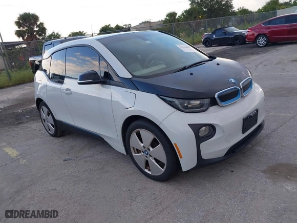 2015 BMW i3 with VIN WBY1Z4C59FV503755, listed as a IAAI auction lot 41303560 with NaN miles. Bid and sale history available at carsss.com. Image 1.