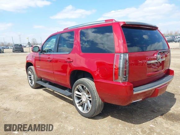 2013 Cadillac Escalade Premium with VIN 1GYS4CEF1DR296895, listed as a IAAI auction lot 42029447 with 77,357 mi miles. Bid and sale history available at carsss.com. Image 3.