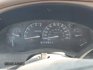 1998 Ford Explorer XL z VIN 1FMZU34E0WZA63165, wystawiony jako IAAI lot #42062724 z przebiegiem 140 575 mil mil oraz . Historia ofert i sprzedaży dostępna na DreamBid. Obrazek 7.
