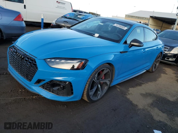 2021 Audi RS 5 Sportback z VIN WUAAWCF54MA902774, wystawiony jako Copart lot #74734553 z przebiegiem 17 108 mil mil oraz . Historia ofert i sprzedaży dostępna na DreamBid. Obrazek 1.