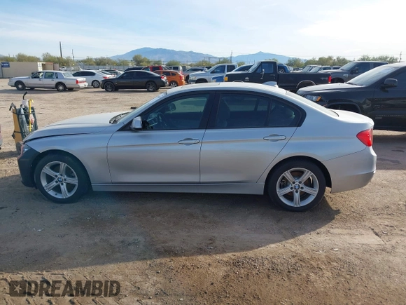 2015 BMW 3 Series 328i with VIN WBA3A5C58FF610035, listed as a IAAI auction lot 40986949 with 73,083 mi miles. Bid and sale history available at carsss.com. Image 14.