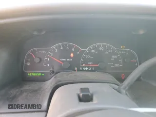 2001 Ford Windstar Sport Standard z VIN 2FMZA57431BB40307, wystawiony jako Copart lot #88161745 z przebiegiem 127 665 mil mil oraz Czysty tytuł • Clean title. Historia ofert i sprzedaży dostępna na DreamBid. Obrazek 9.