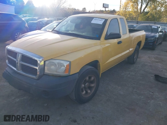 2006 Dodge Dakota ST with VIN 1D7HE22K26S702614, listed as a IAAI auction lot 40957687 with 241,007 mi miles and . Bid and sale history available at DreamBid. Image 17.