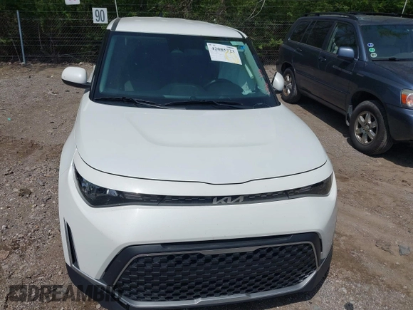 2024 Kia Soul S with VIN KNDJ23AUXR7227864, listed as a IAAI auction lot 42085723 with 28,767 mi miles and . Bid and sale history available at DreamBid. Image 17.