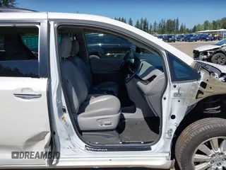 2017 Toyota Sienna with VIN 5TDDZ3DC8HS169754, listed as a IAAI auction lot 42146445 with 70,572 mi miles and . Bid and sale history available at DreamBid. Image 20.