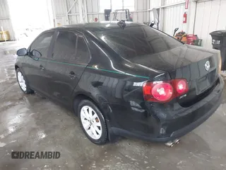 2010 Volkswagen Jetta Limited Edition with VIN 3VWAX7AJ5AM158961, listed as a IAAI auction lot 42322185 with 129,756 mi miles and . Bid and sale history available at DreamBid. Image 3.