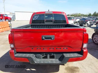2022 Toyota Tacoma SR with VIN 3TYAX5GNXNT042988, listed as a IAAI auction lot 41879152 with 30,383 mi miles and . Bid and sale history available at DreamBid. Image 16.