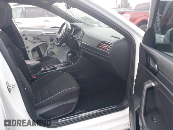2019 Volkswagen Jetta GLI S z VIN 3VW6T7BU2KM202992, wystawiony jako IAAI lot #40896812 z przebiegiem 44 348 mil mil oraz . Historia ofert i sprzedaży dostępna na DreamBid. Obrazek 5.