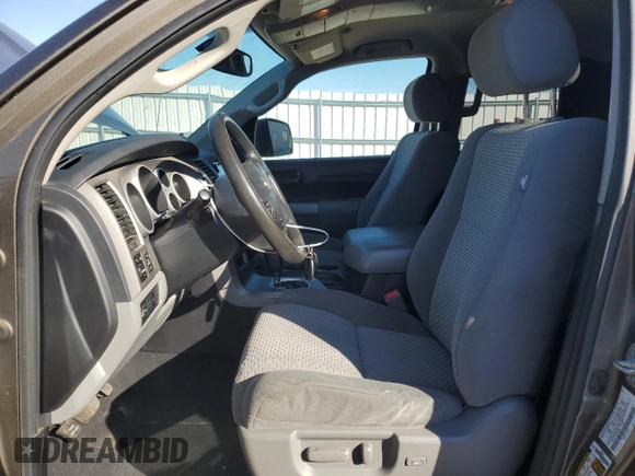 2013 Toyota Tundra 4WD Truck with VIN 5TFUM5F17DX047980, listed as a Copart auction lot 74251284 with 174,714 mi miles and Non Repairable. Bid and sale history available at carsss.com. Image 7.