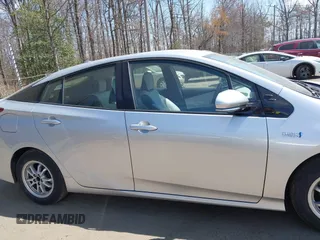2017 Toyota Prius Plus z VIN JTDKARFP1H3001327, wystawiony jako IAAI lot #41895059 z przebiegiem 91 821 mil mil oraz . Historia ofert i sprzedaży dostępna na DreamBid. Obrazek 12.