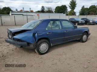 1986 Mercedes-Benz 300 E with VIN WDBEA30D4GA160943, listed as a Copart auction lot 74997584 with 81,982 mi miles and Salvage Title. Bid and sale history available at DreamBid. Image 3.