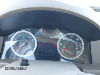 2010 Ford Escape XLT с VIN 1FMCU0D77AKD38652, выставлен на аукционе IAAI как лот 41264448 с пробегом 257 864 миль миль и . История ставок и продаж доступна на DreamBid. Изображение 7.