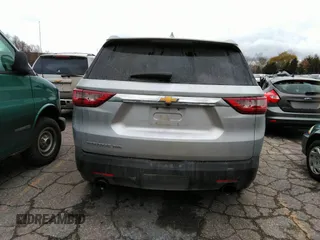 2019 Chevrolet Traverse LS with VIN 1GNEVFKWXKJ161228, listed as a IAAI auction lot 40867691 with 141,735 mi miles. Bid and sale history available at carsss.com. Image 16.