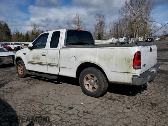 2001 Ford F-150 XL with VIN 1FTZX17281NB94233, listed as a Copart auction lot 49357025 with Not provided miles and Salvage title. Bid and sale history available at DreamBid. Image 2.