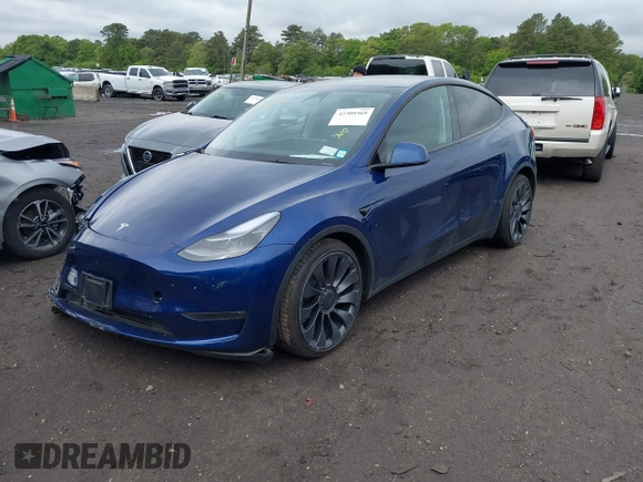 2024 Tesla Model Y Performance z VIN 7SAYGDEF1RA265382, wystawiony jako IAAI lot #42308468 z przebiegiem 9 700 mil mil oraz . Historia ofert i sprzedaży dostępna na DreamBid. Obrazek 20.