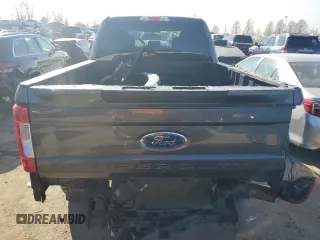 2019 Ford Super Duty F-250 SRW XL with VIN 1FT7W2BT2KEC40480, listed as a Copart auction lot 40177334 with 0 mi miles and Salvage Title. Bid and sale history available at carsss.com. Image 6.