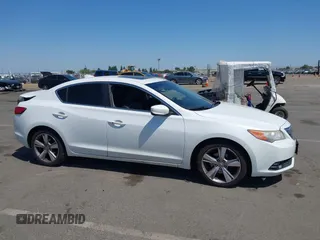 2013 Acura ILX Premium z VIN 19VDE1F54DE010709, wystawiony jako IAAI lot #42433260 z przebiegiem 243 436 mil mil oraz . Historia ofert i sprzedaży dostępna na DreamBid. Obrazek 13.